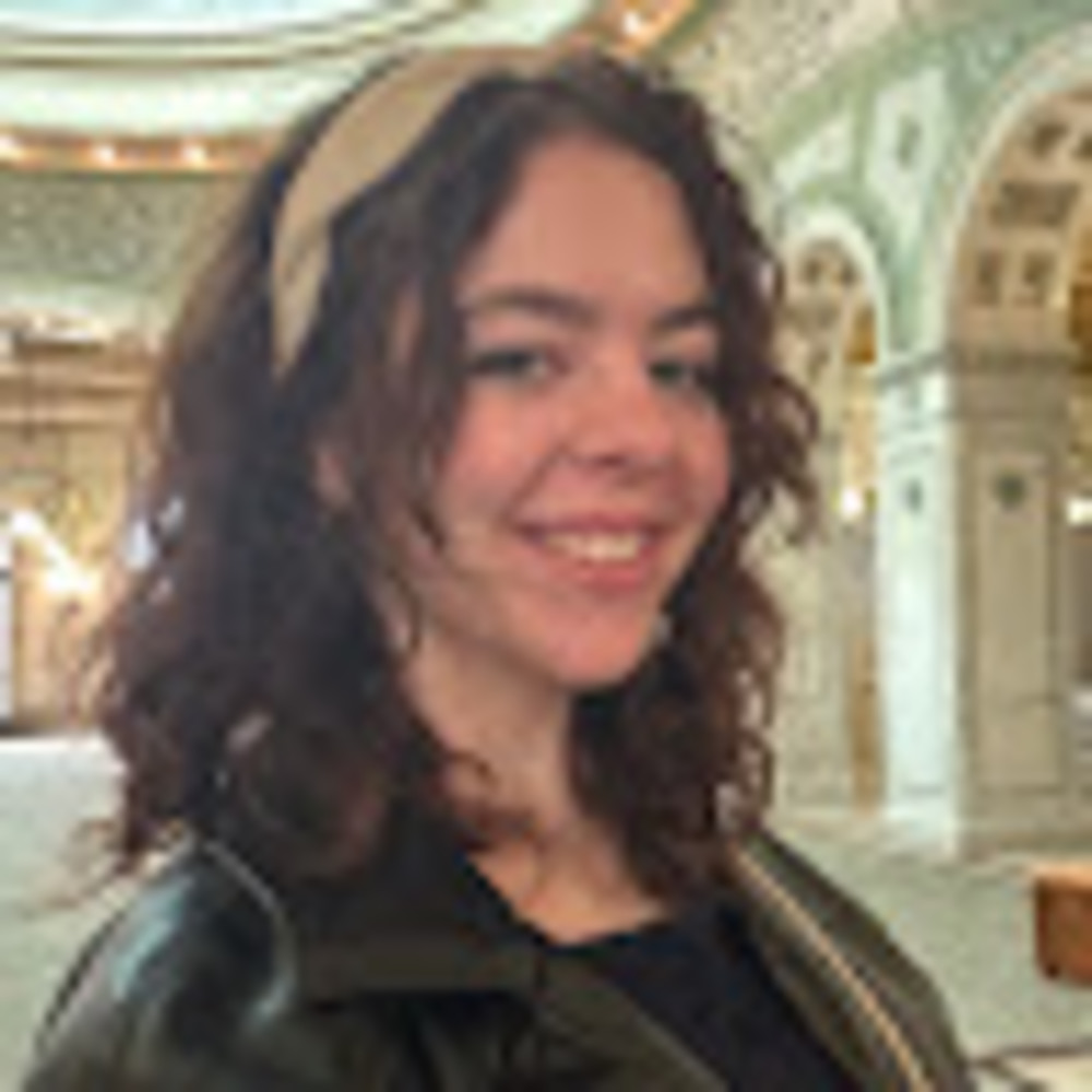 Meet your Posher, Liz